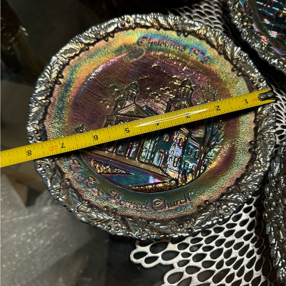 VINTAGE FENTON "CHRISTMAS IN AMERICA" CARNIVAL GLASS PLATE #3 - Picture 3 of 3